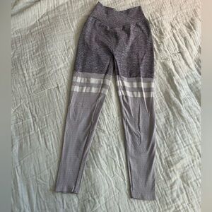 Pchee Bum Lilac Leggings